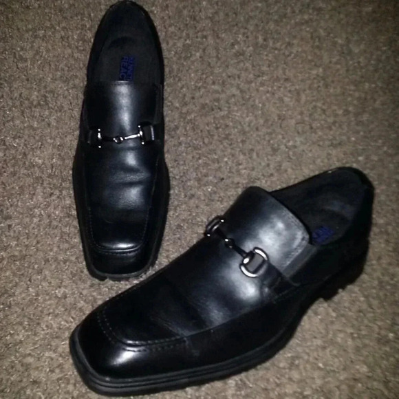 KENNETH COLE-Captain Kyd-Black Leather-Horse Bit-Business/Casual Loafers-Sz 10.5 - Picture 1 of 8
